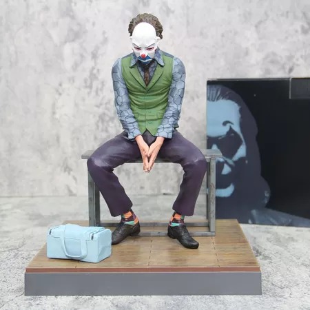 Trong thế giới figure và mô hình sưu tầm, Joker Ngồi là một trong những dòng statue được cộng đồng collector cực kỳ yêu thích. Khác với những mô hình hành động thông thường, Joker Ngồi tập trung vào thần thái, cảm xúc và chiều sâu của nhân vật nhiều hơn là hiệu ứng chiến đấu.